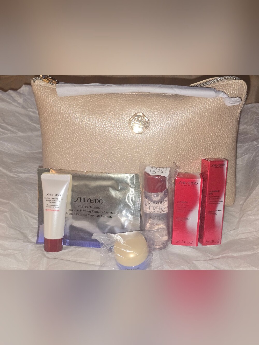 NEW Shiseido Skincare Gift Set 5pc + Gold Cosmetic Bag Ultimune Vital Perfection